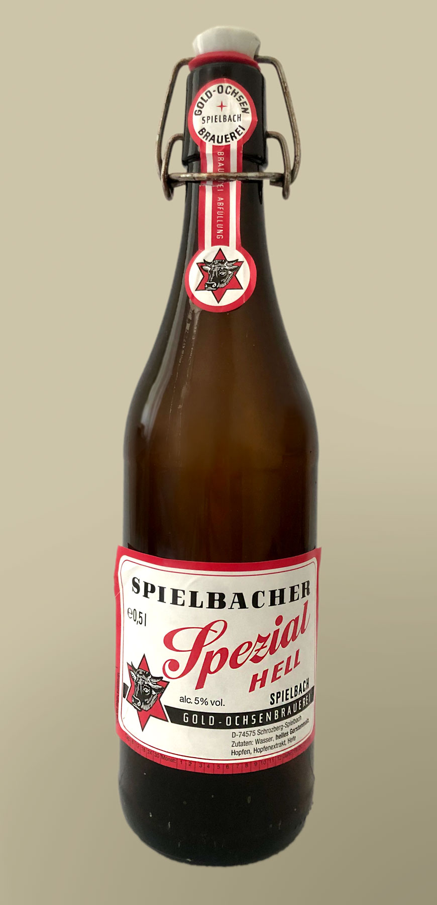 Spielbacher Bier mit Bügelverschluss